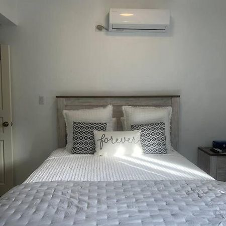 Little Cole Bay Apartment Koolbaai Exterior photo