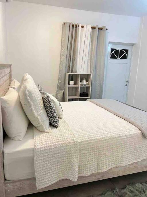 Little Cole Bay Apartment Koolbaai Exterior photo